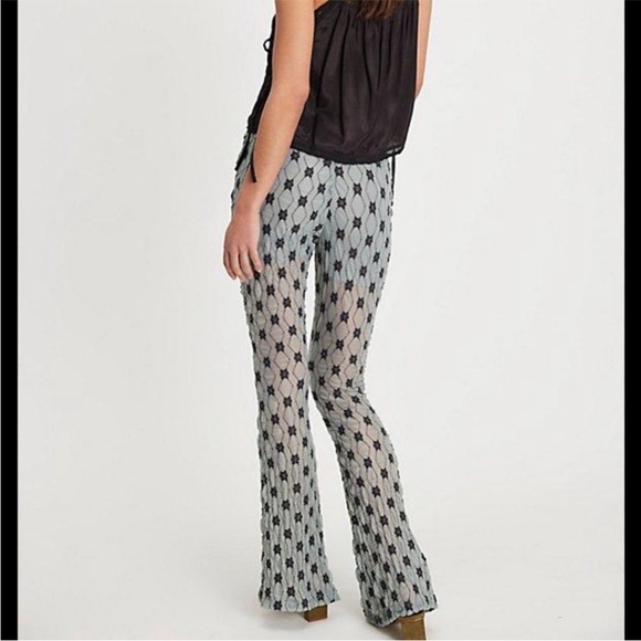 Brand new without tag Free People Margo lace overlay flare pants size M - Picture 2 of 7